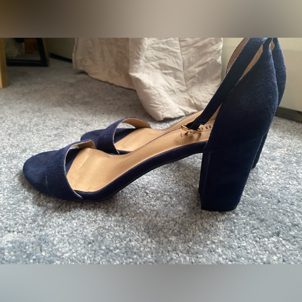 Navy blue block heels - Picture 2 of 5